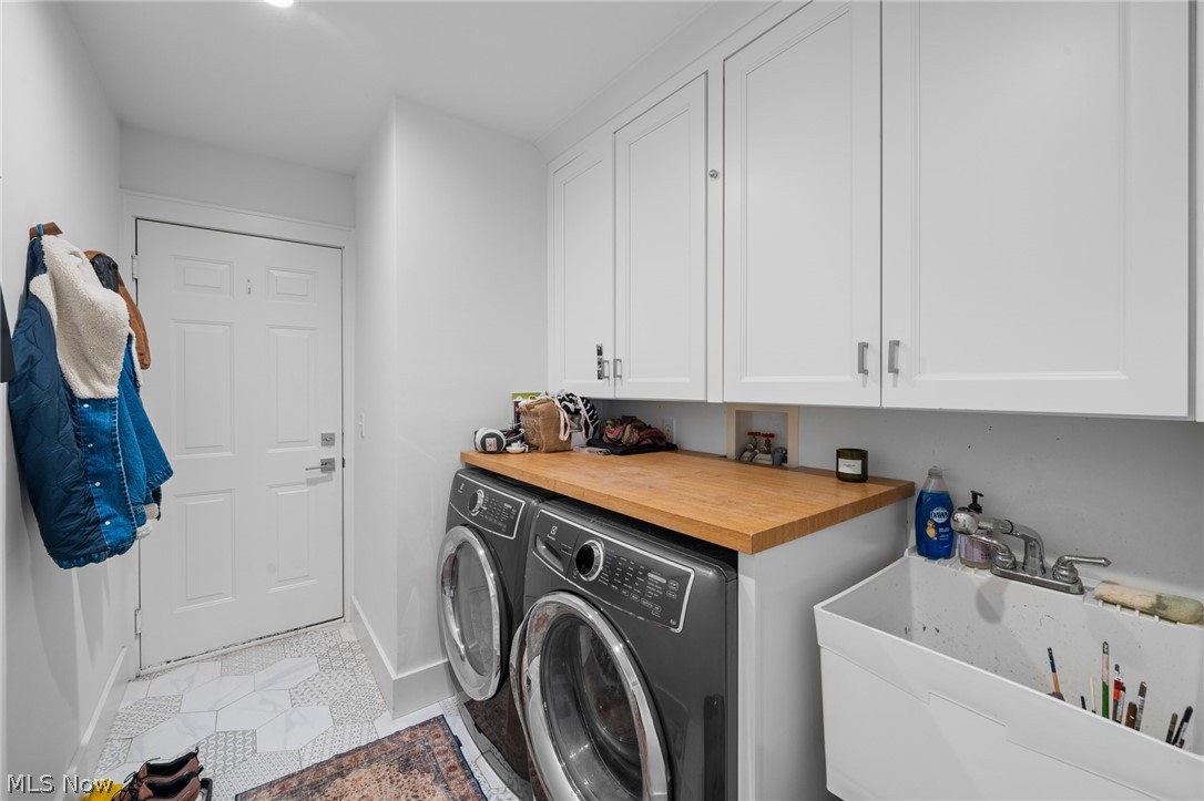 Macintosh Farms Condo 2 - Residential
