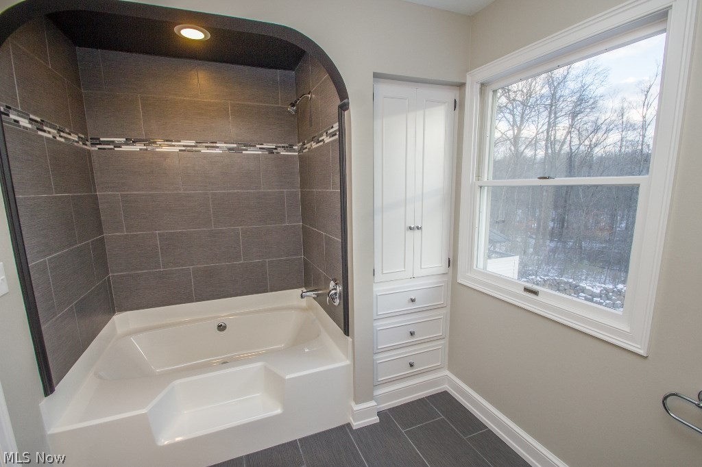 Scenic View Estate 1 - Residential