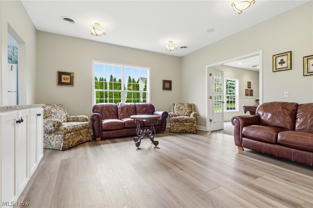 Forest Trail Condos - Residential