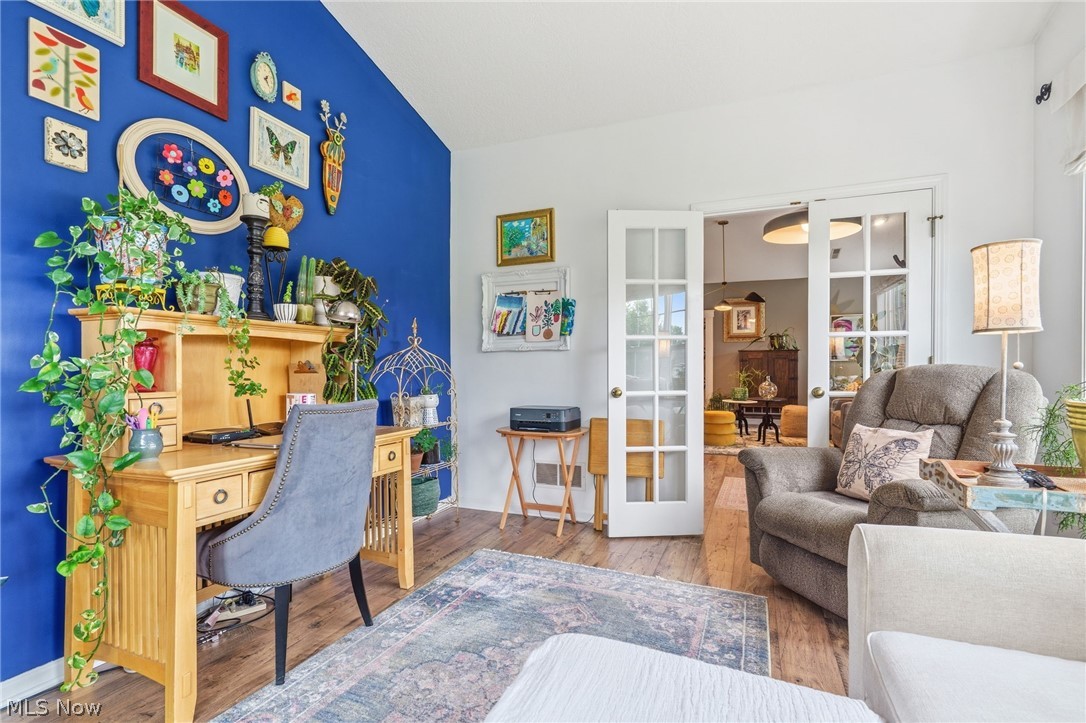 Forest Trail Condos - Residential