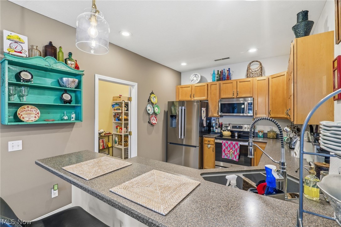 Forest Trail Condos - Residential