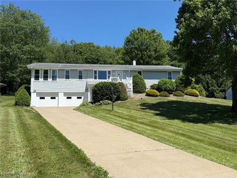 Homes For Sale - 4223 Blacksnake Hill Road<br/> Tuscarawas County, Dover, OH 44622