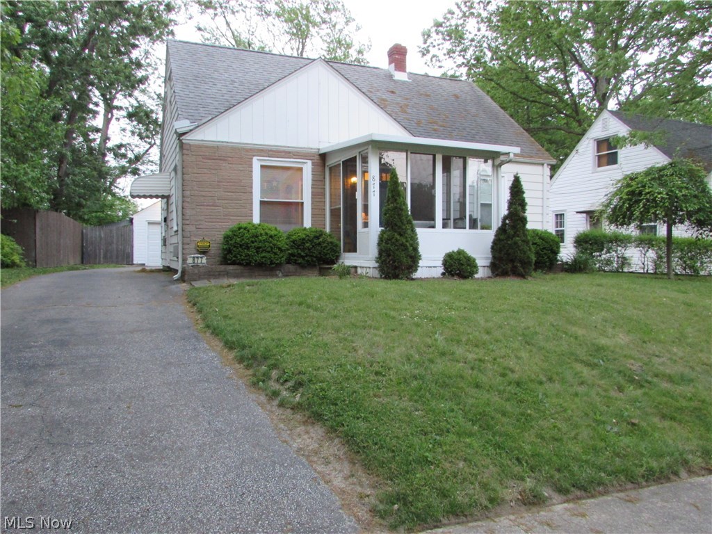 A charming cape cod on a large lot for Goodyear Heights. This home has 3 bedrooms, including the whole upstairs for a master. The updates are too many to list. An open kitchen centers the excellent flow of the main level. There is a basment, garage with carport, and a screened front patio that is excellent for enjoying the weather. There is plenty of yard to play, or just hang out on the patio.