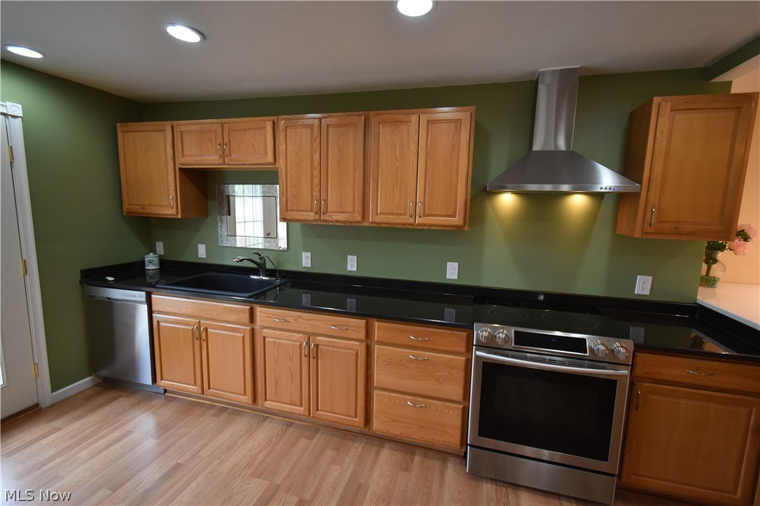 Crestwood - Residential