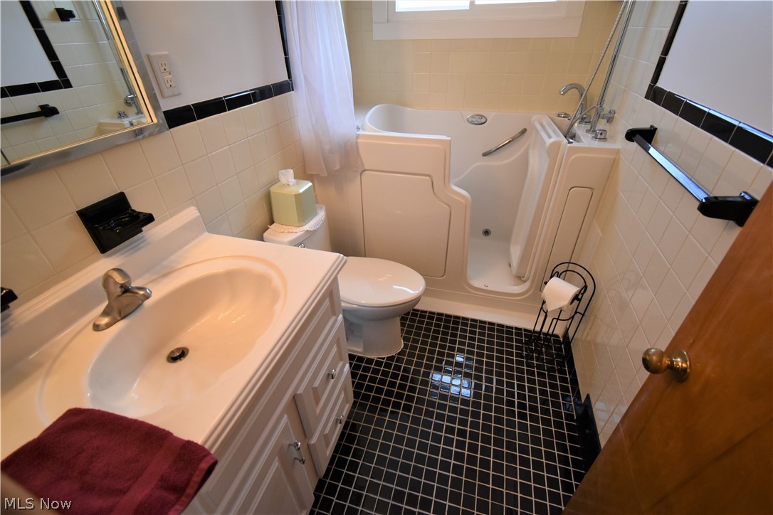 Crestwood - Residential