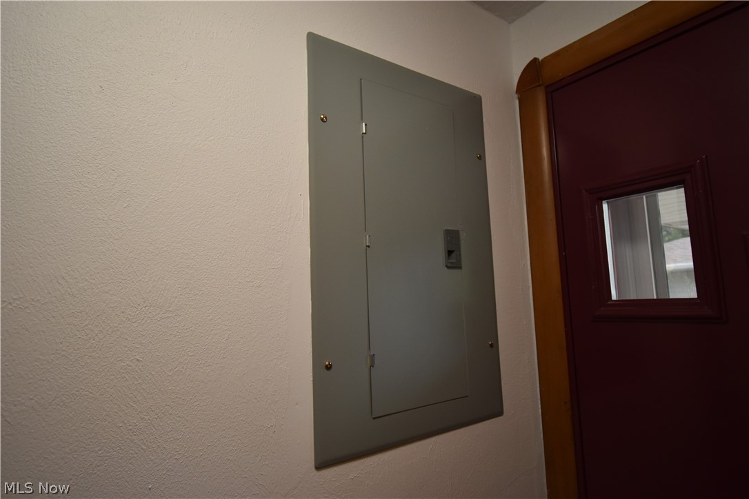 Crestwood - Residential