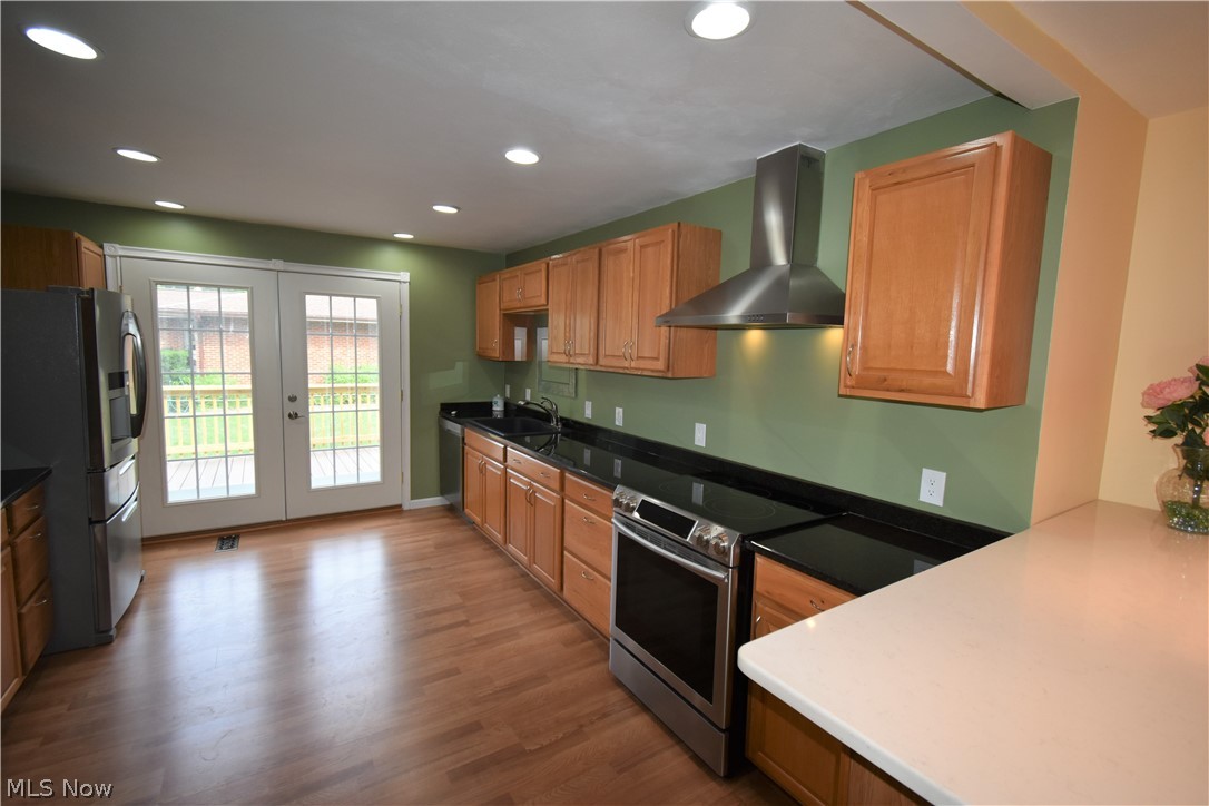 Crestwood - Residential