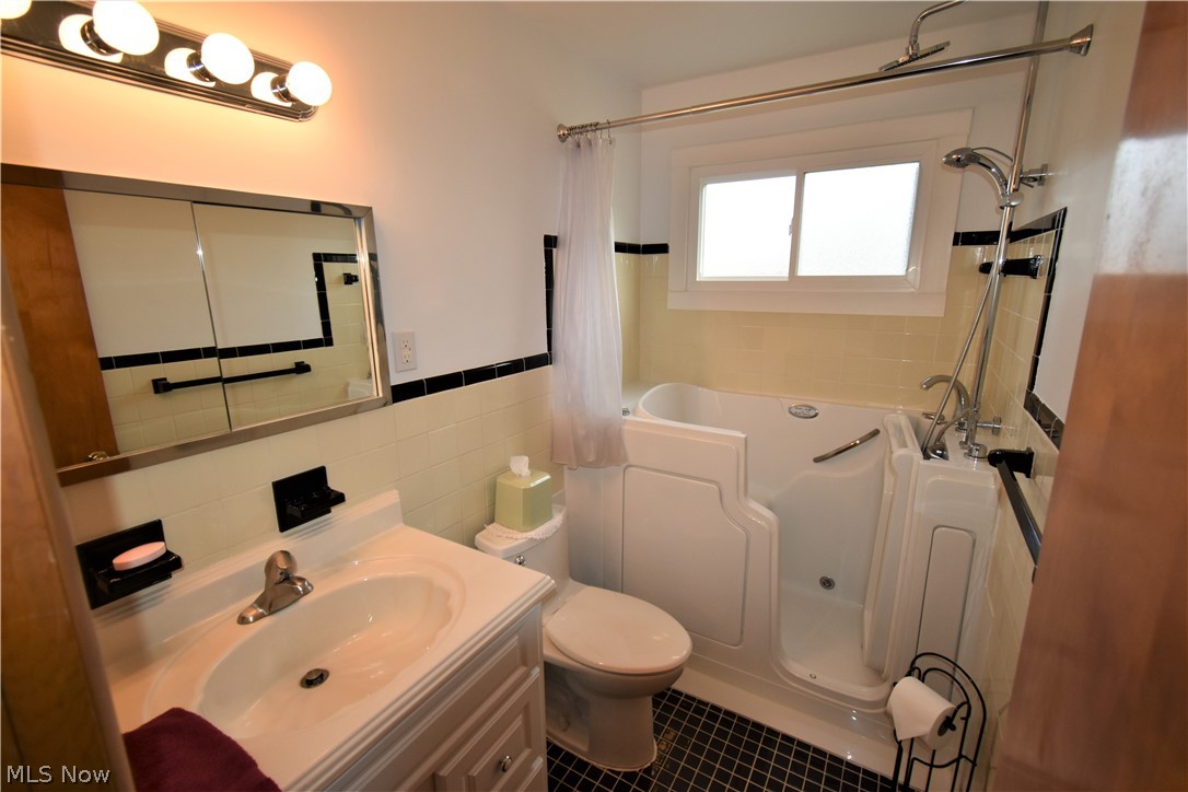 Crestwood - Residential