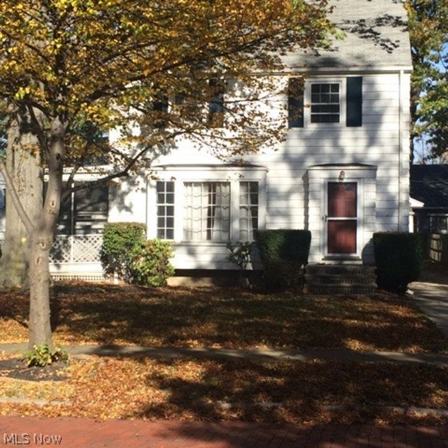 Well maintained 3 Bdrm 1 1/2 Bath Colonial.  Hardwood Floors.  Finished Basement. 2 Car Garage.