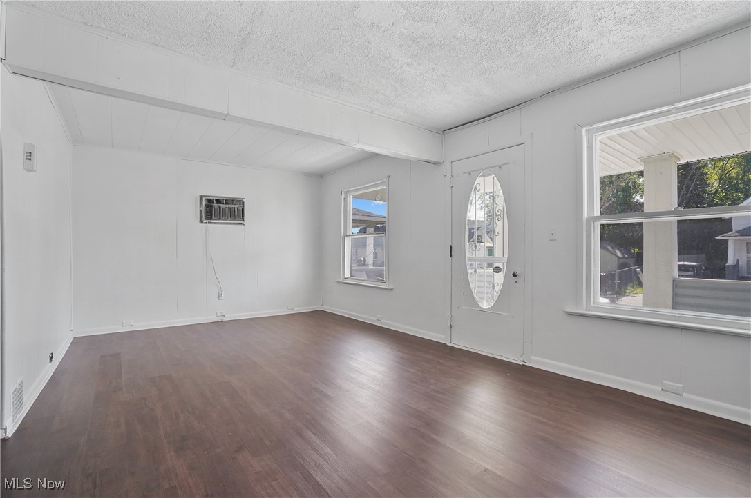 7114 Brinsmade Avenue