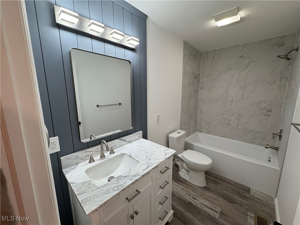 325 Hohman Avenue, Akron, Ohio image 11