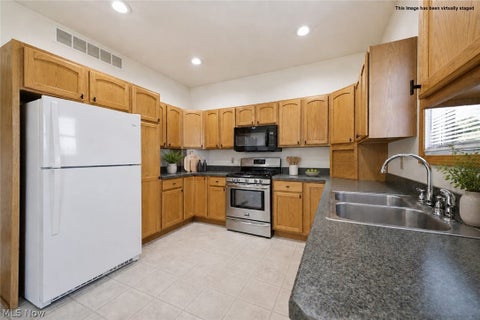 Tiny photo for 9802 Sharrott Road, Poland, OH 44514 (MLS # 5239697)
