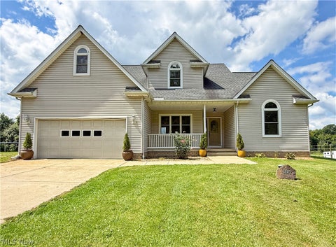 Photo of 9802 Sharrott Road, Poland, OH 44514 (MLS # 5239697)