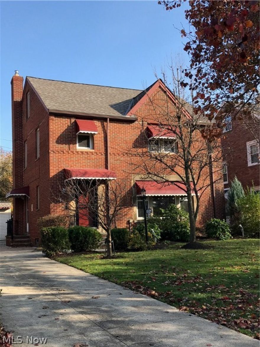 Beautifully updated and freshly remodeled colonial brick home with a great floor plan !!!  Updates include a new kitchen with granite counters, beautiful cabinets, stainless steel Samsung appliances. The kitchen has a breakfast nook with bay windows overlooking the fenced in and nicely landscaped backyard.  The home has new windows, a newer roof, newer hi-efficiency furnace and central air, and new finished basement. There is also a family room addition and formal dining room. The 3rd floor has a finished space which could serve as a 4th bedroom. Natural woodwork throughout. Nice concrete driveway with detached 1 car garage and remote. Impeccable condition and VIOLATION FREE !

Call today to See this great home !