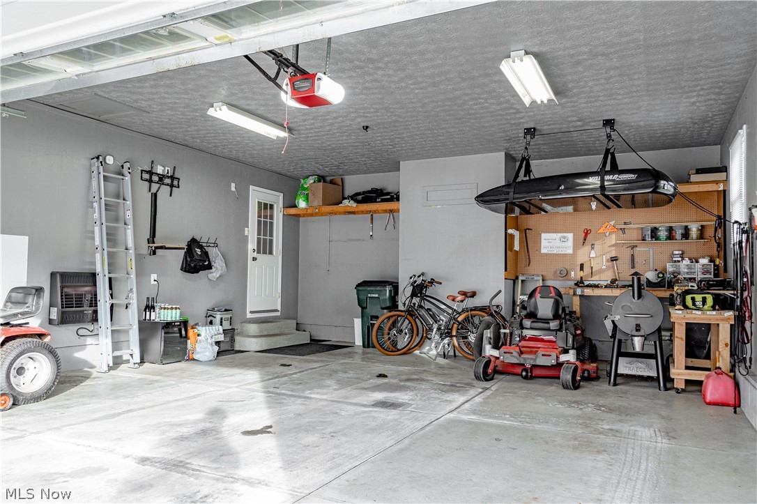 Foxboro Meadows - Residential