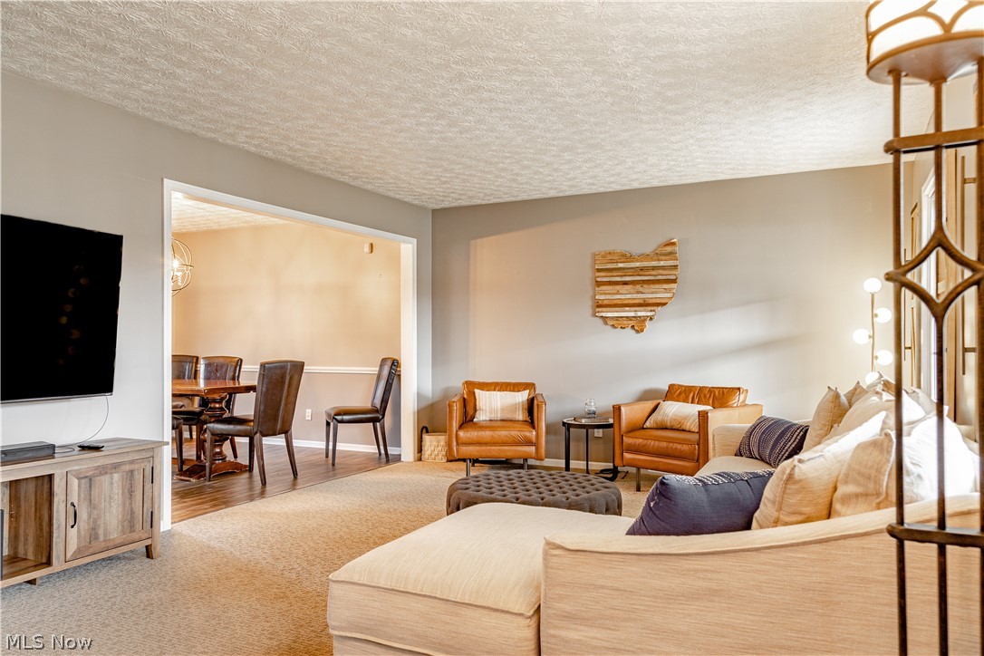 Foxboro Meadows - Residential