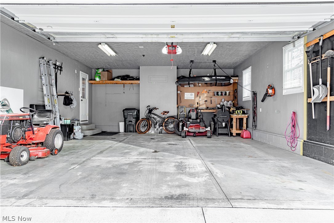 Foxboro Meadows - Residential