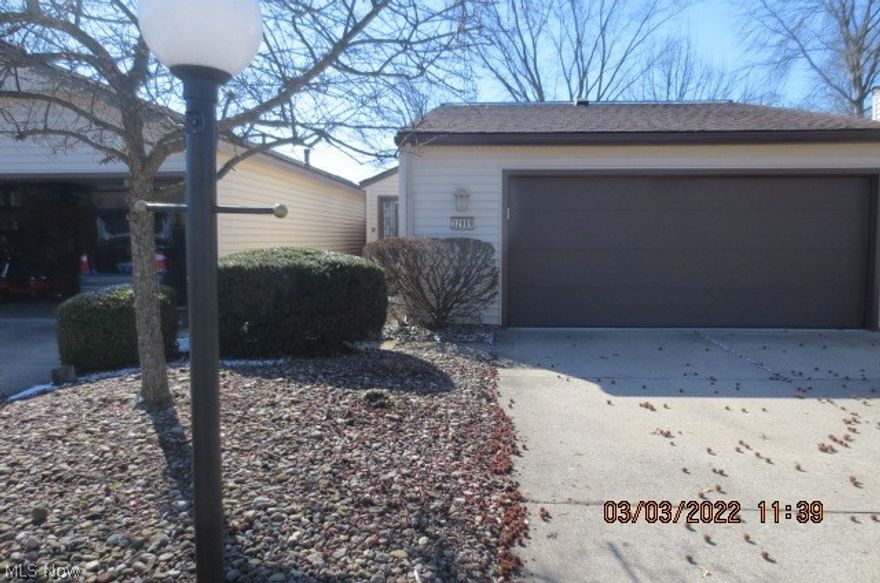 Much desired Mills Creek 2 Bedroom 2 Bath Ranch Condo. Bright & Clean! Attached Garage with finished floor. Gas Fireplace with remote. 2 enclosed courtyard type patios. Very nicely landscaped. Sliders has tinted glass. Attic storage with pulldown stairs in garage. Walk-in whirlpool tub with shower. A/C & Furnace 6 years old. Easy access to I-90