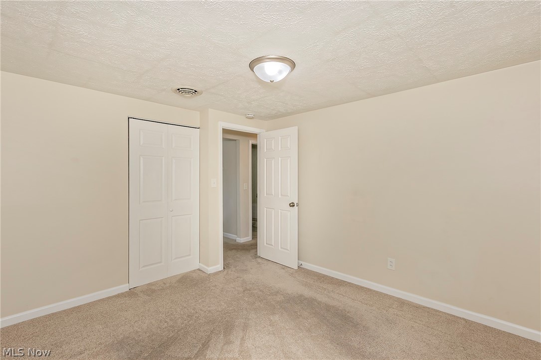 Valley Brook Vill - Residential