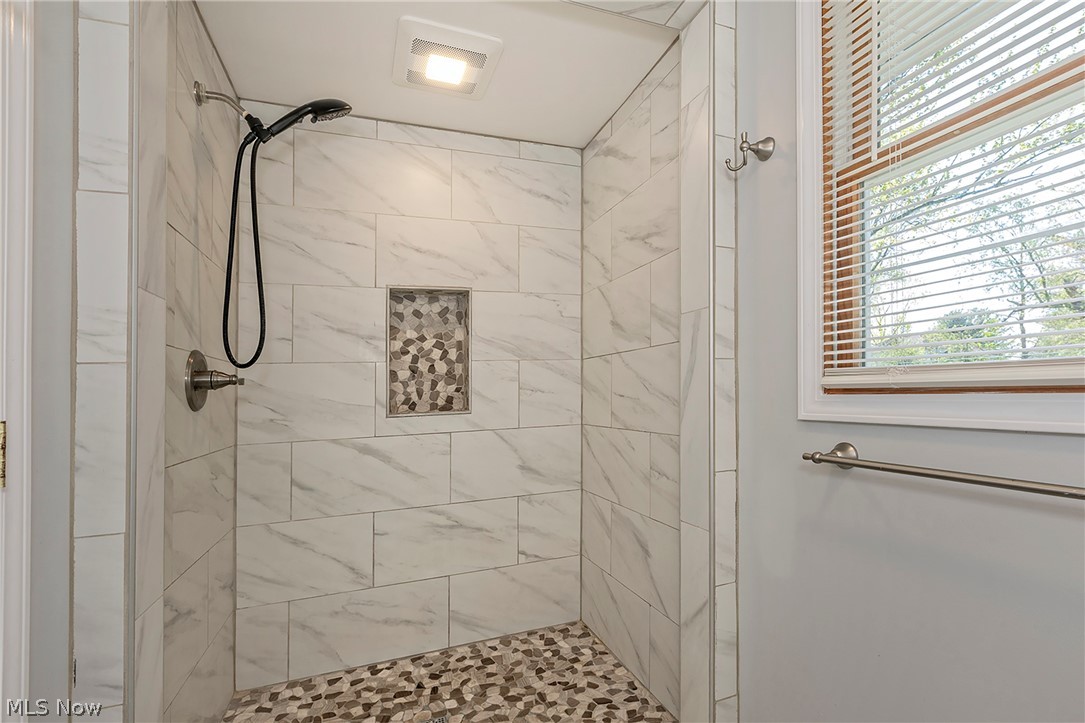 Valley Brook Vill - Residential