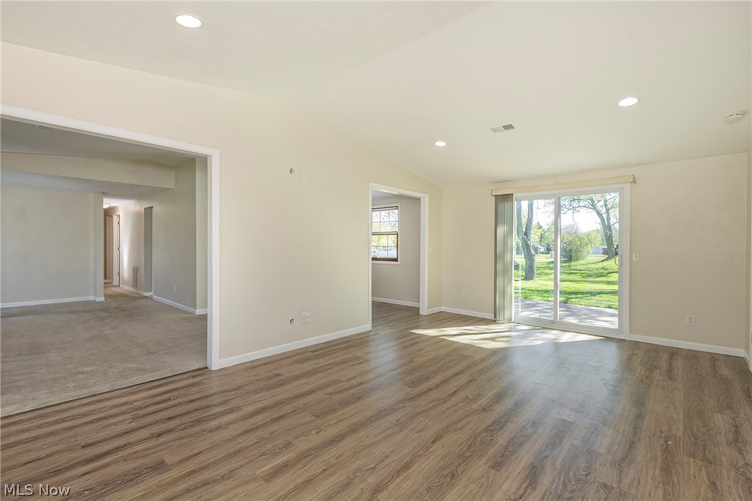 Valley Brook Vill - Residential