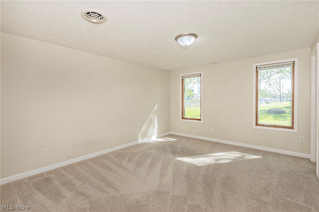 Valley Brook Vill - Residential