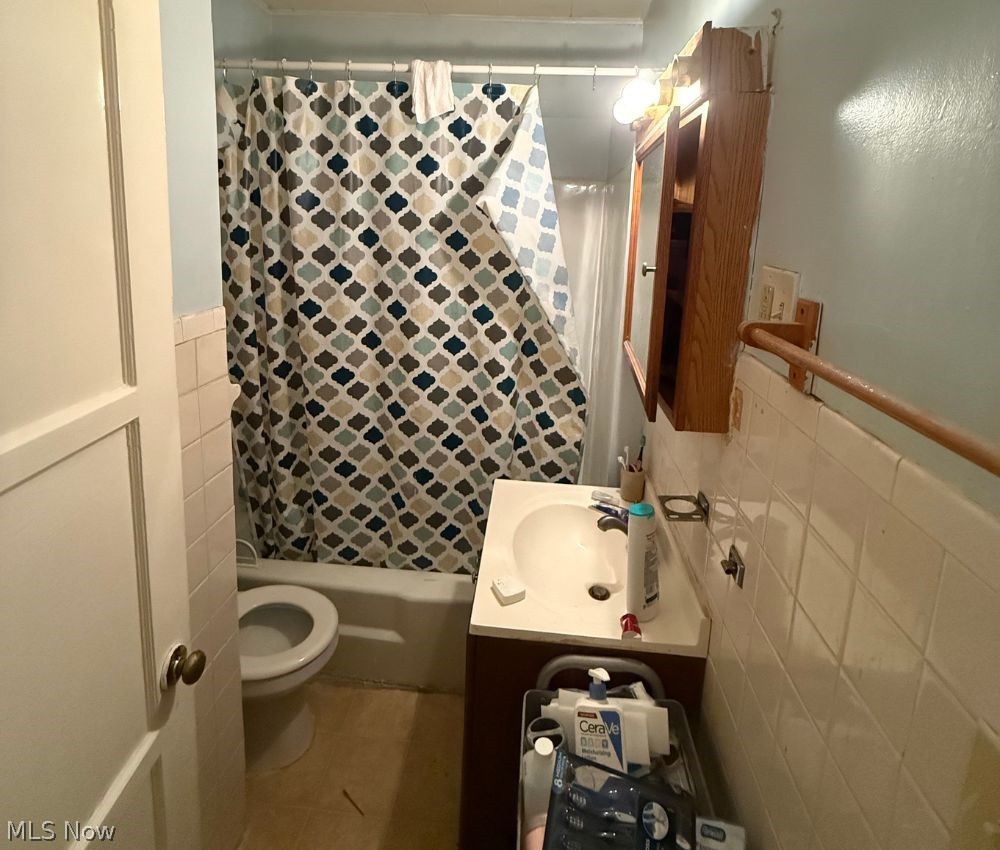 O Bowen & William S Wallaces - Residential Income