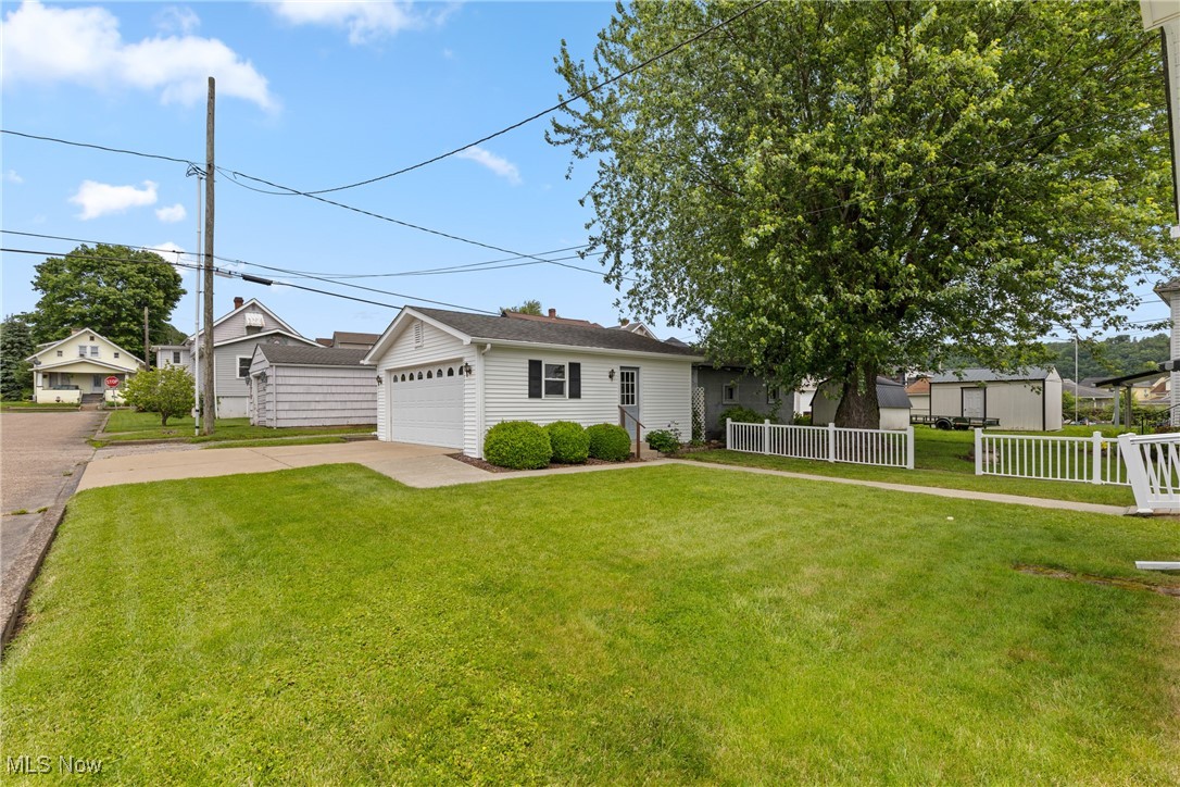 111 W 41st Street, Shadyside, Ohio image 27