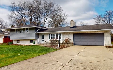 7694 W 130th Street, Middleburg Heights, OH 44130 - #: 5026108