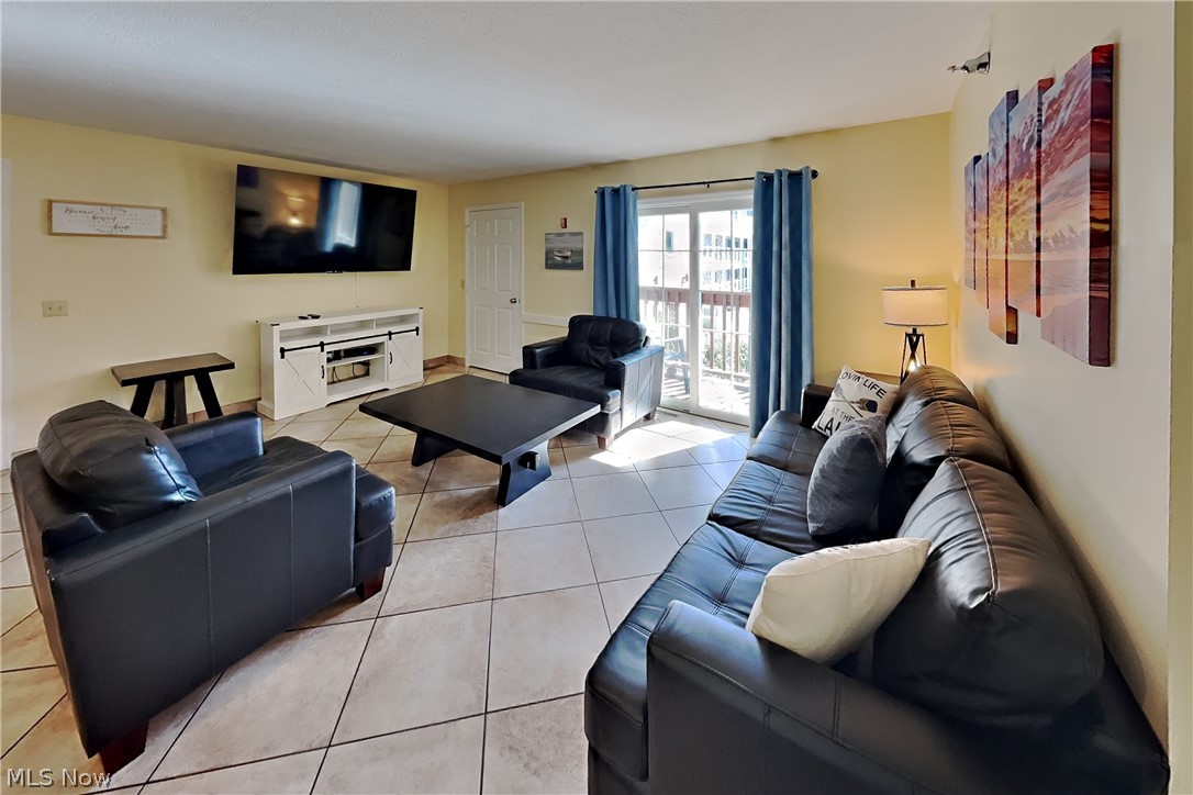 South Shore Beach Condo - Residential