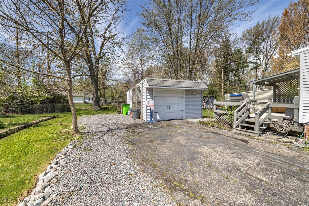 190 Beck Road, Avon Lake, Ohio image 29