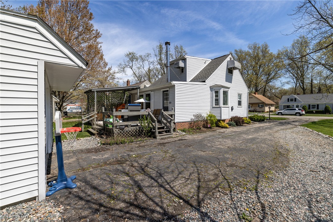 190 Beck Road, Avon Lake, Ohio image 28