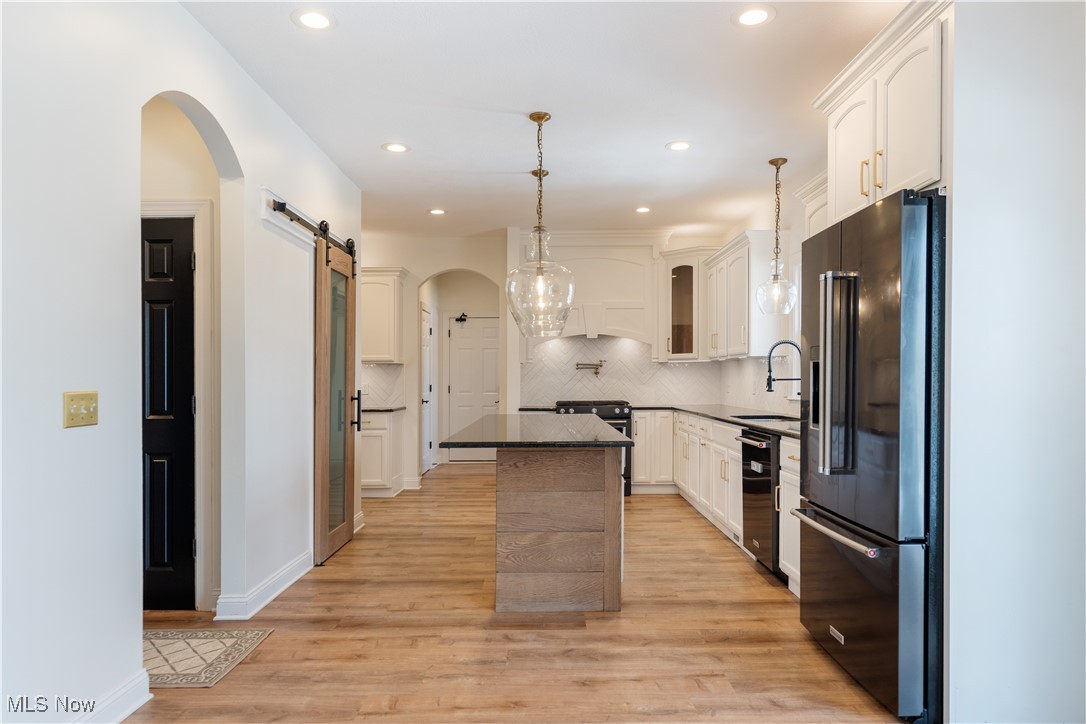 3595 Vineyard Avenue NW