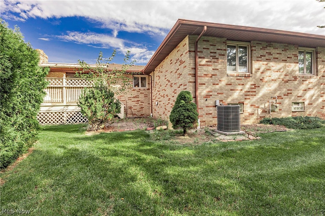 7681 Plumwood Lane