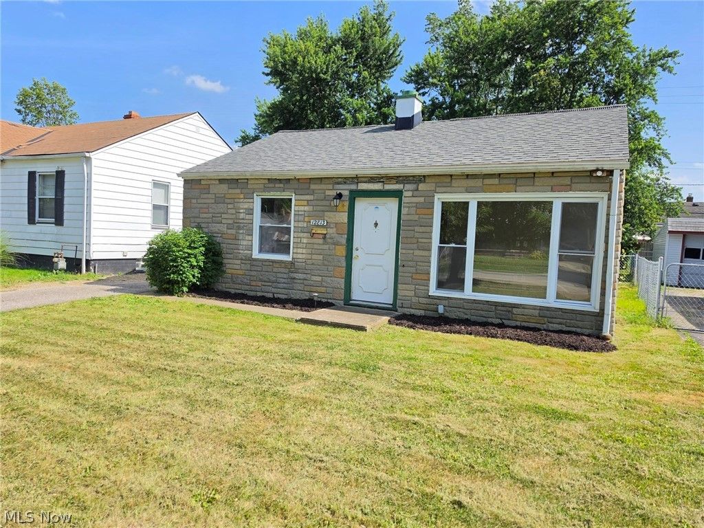Photo of 12813 Guardian Boulevard, Cleveland, OH 44135 (MLS # 5224488)