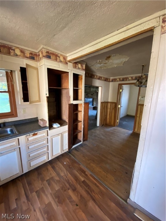 Glen #6 - Residential