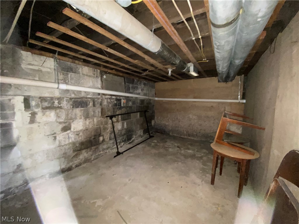 Glen #6 - Residential