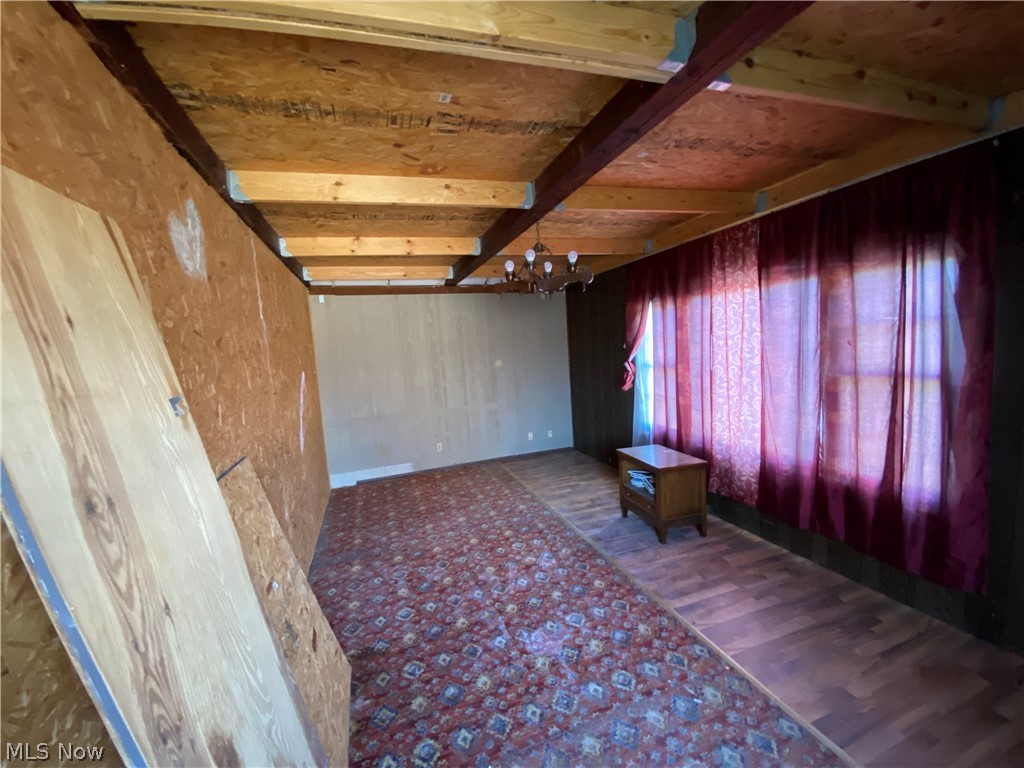 Glen #6 - Residential