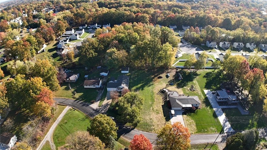 Vacant lot for sale! Bring your builder and your imagination!