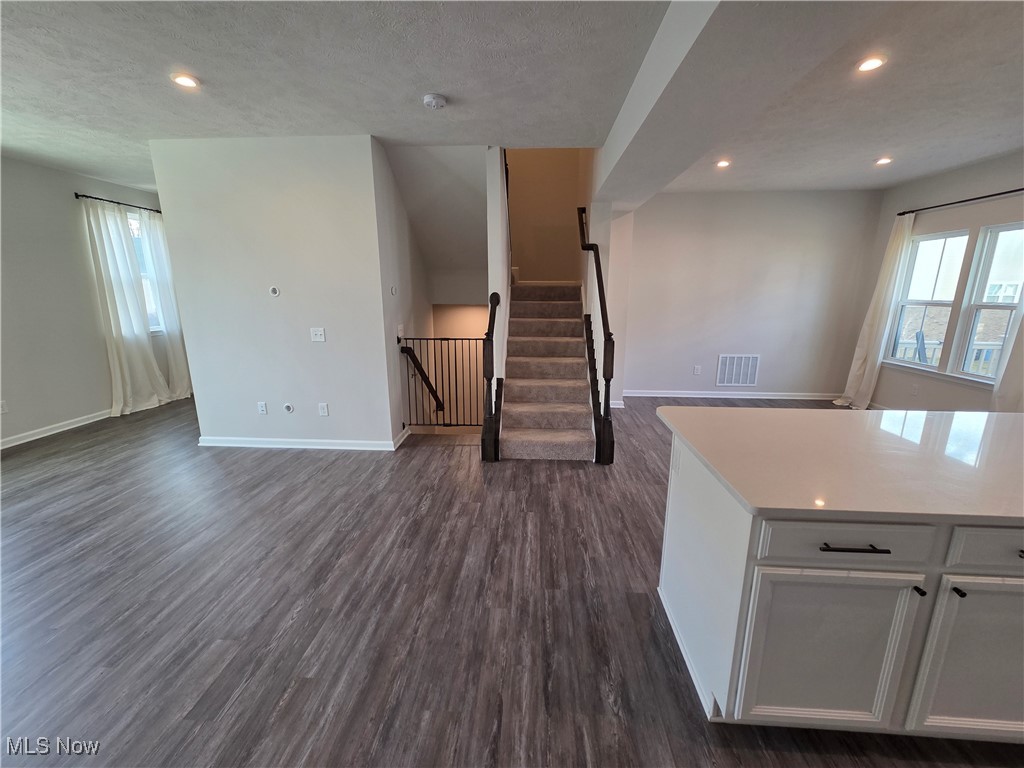 Concord Village #2 Condo Ph 3 - Residential Lease