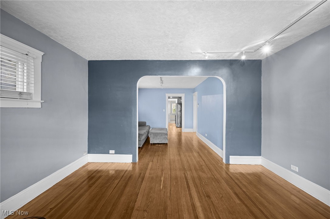 Cleveland, Ohio 44113, United States, 6 Bedrooms Bedrooms, ,2 BathroomsBathrooms,Residential,Active,143727