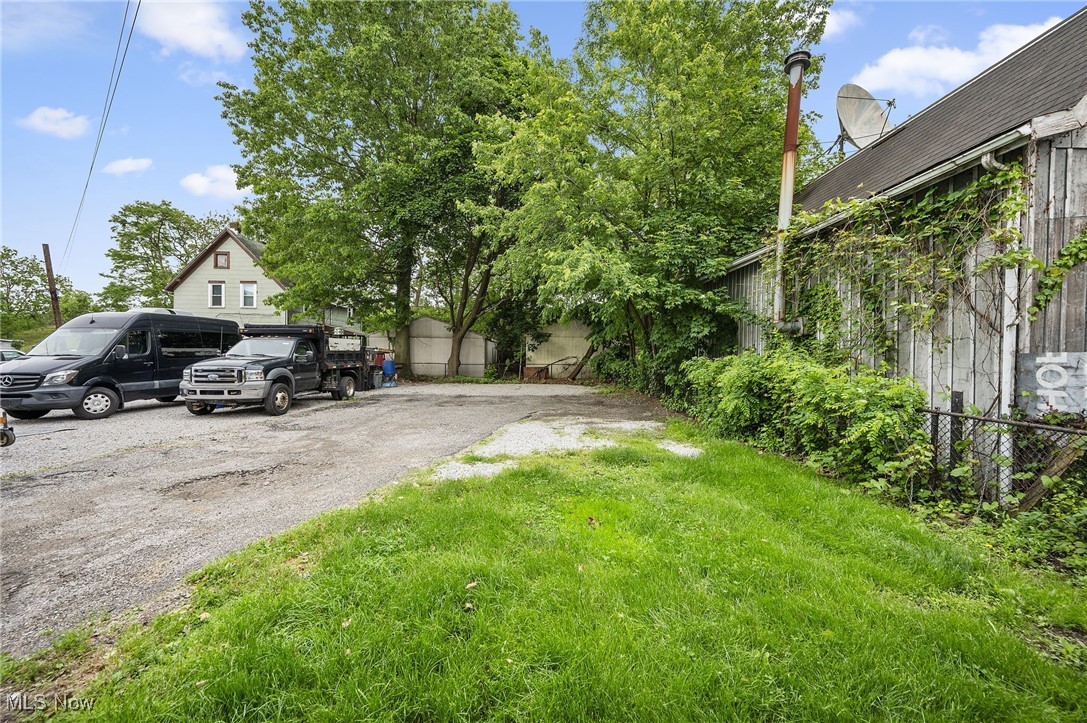 Cleveland, Ohio 44113, United States, 6 Bedrooms Bedrooms, ,2 BathroomsBathrooms,Residential,Active,143727