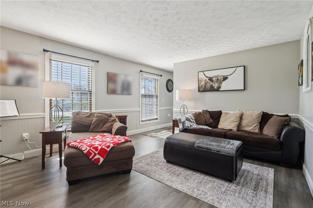 Photo of 1957 Henn Hyde Road NE, Howland, OH 44484 (MLS # 5200640)