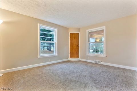 Tiny photo for 3709 S Union Avenue, Alliance, OH 44601 (MLS # 5177923)