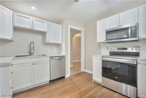 Tiny photo for 3709 S Union Avenue, Alliance, OH 44601 (MLS # 5177923)