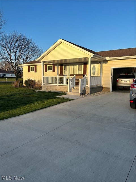 Homes For Sale - 21846 Ileen Drive<br/> West Lafayette, OH 43845