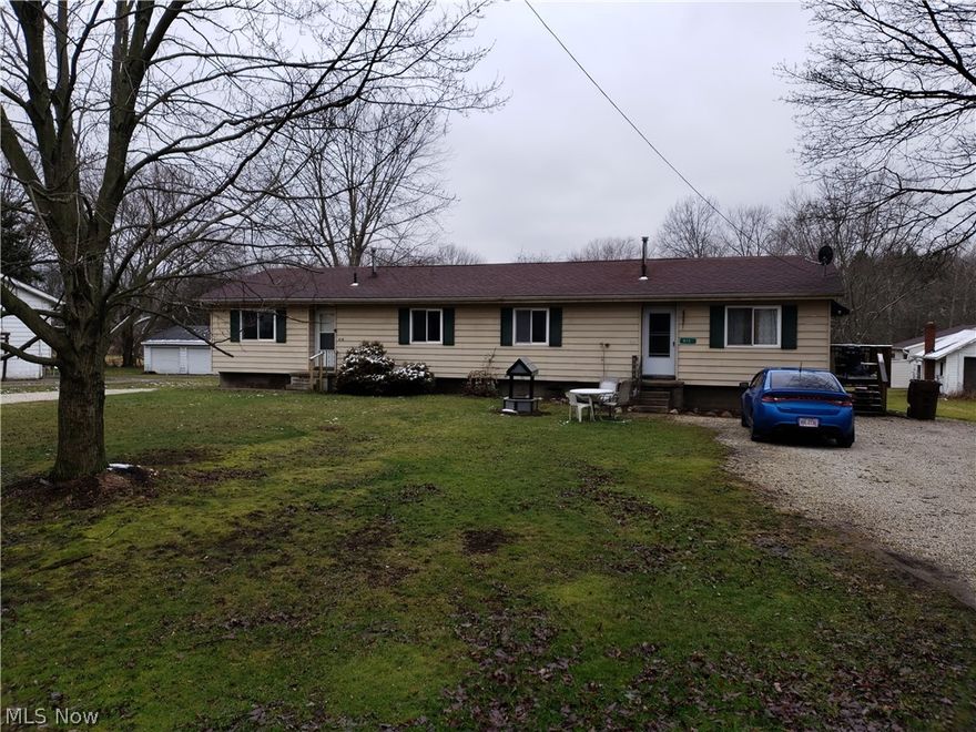 Three bedrooms in each unit! Great ranch twinplex on nearly an acre, would be good owner occupied or investment. Projected rents of $750. Occupied unit rent is $700, is on a month to month. Central air in occupied unit only. Range/oven and microwave in occupied side stay. Owner pays for sewer $633.78. Motivated Seller!