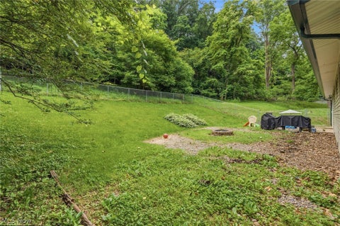Tiny photo for 544 Homestead Drive Dr, Williamstown, WV 26187 (MLS # 5216129)