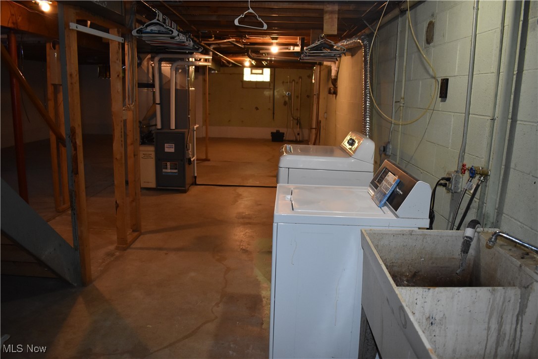 Briarwood Village - Residential