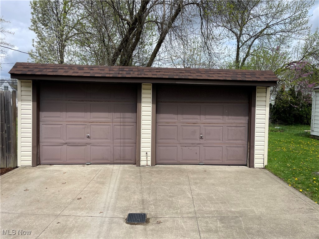 12305 Oak Park Boulevard, Garfield Heights, Ohio image 32